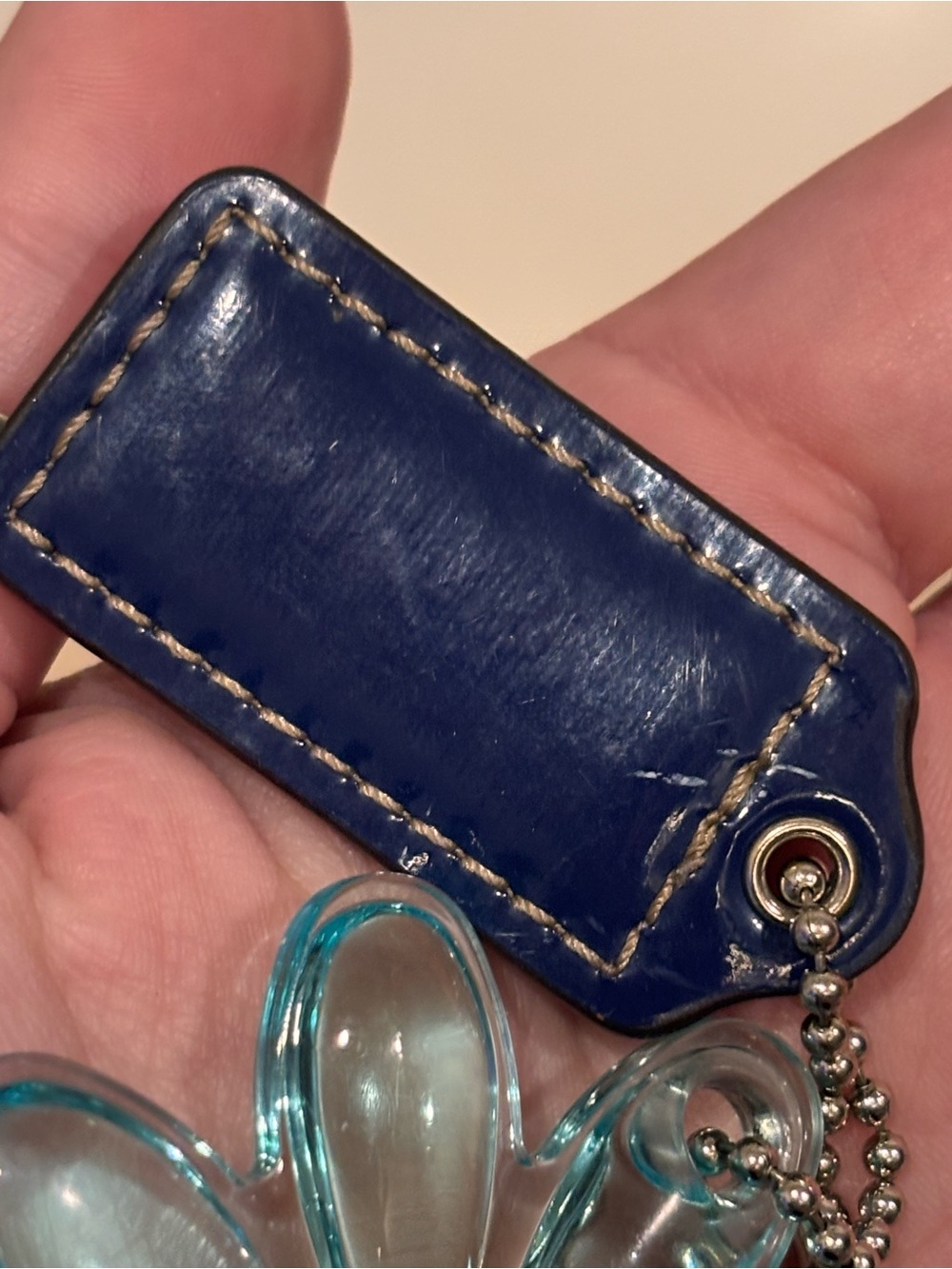 COACH Daisy Kyra Y2K Poppy Blue Acrylic Flower Charm with Blue Hang Tag Set - Picture 7 of 9